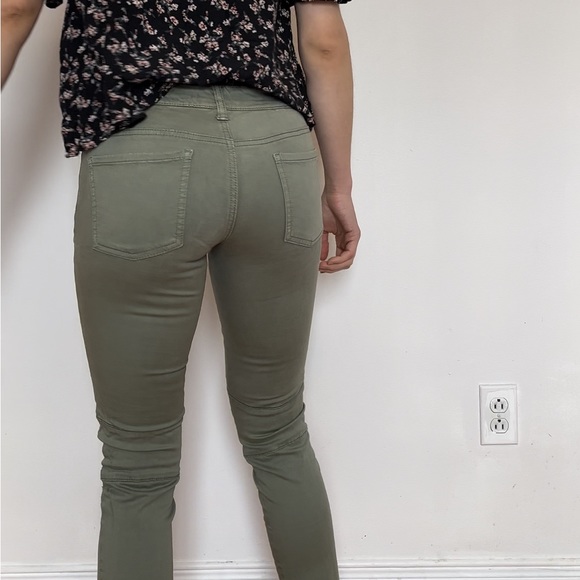 Low rise olive pants - Picture 2 of 16